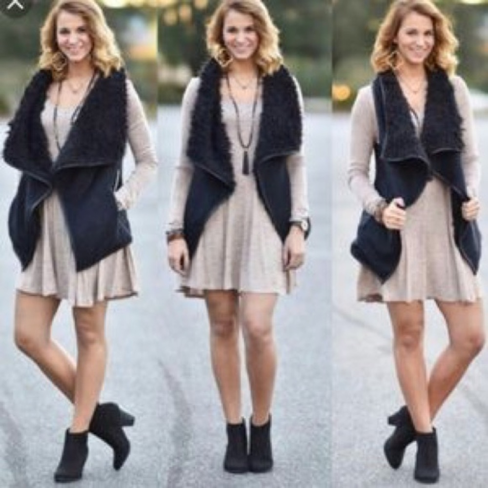 Francesca's Love Tree‎ Vest Size M
